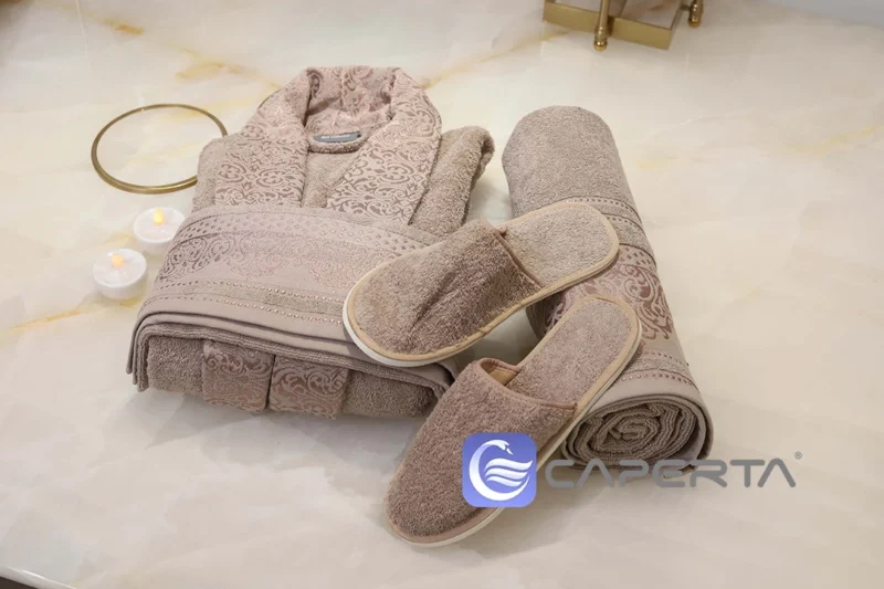 ست کامل حوله عروس و داماد، تن‌پوش و دستی هماهنگ